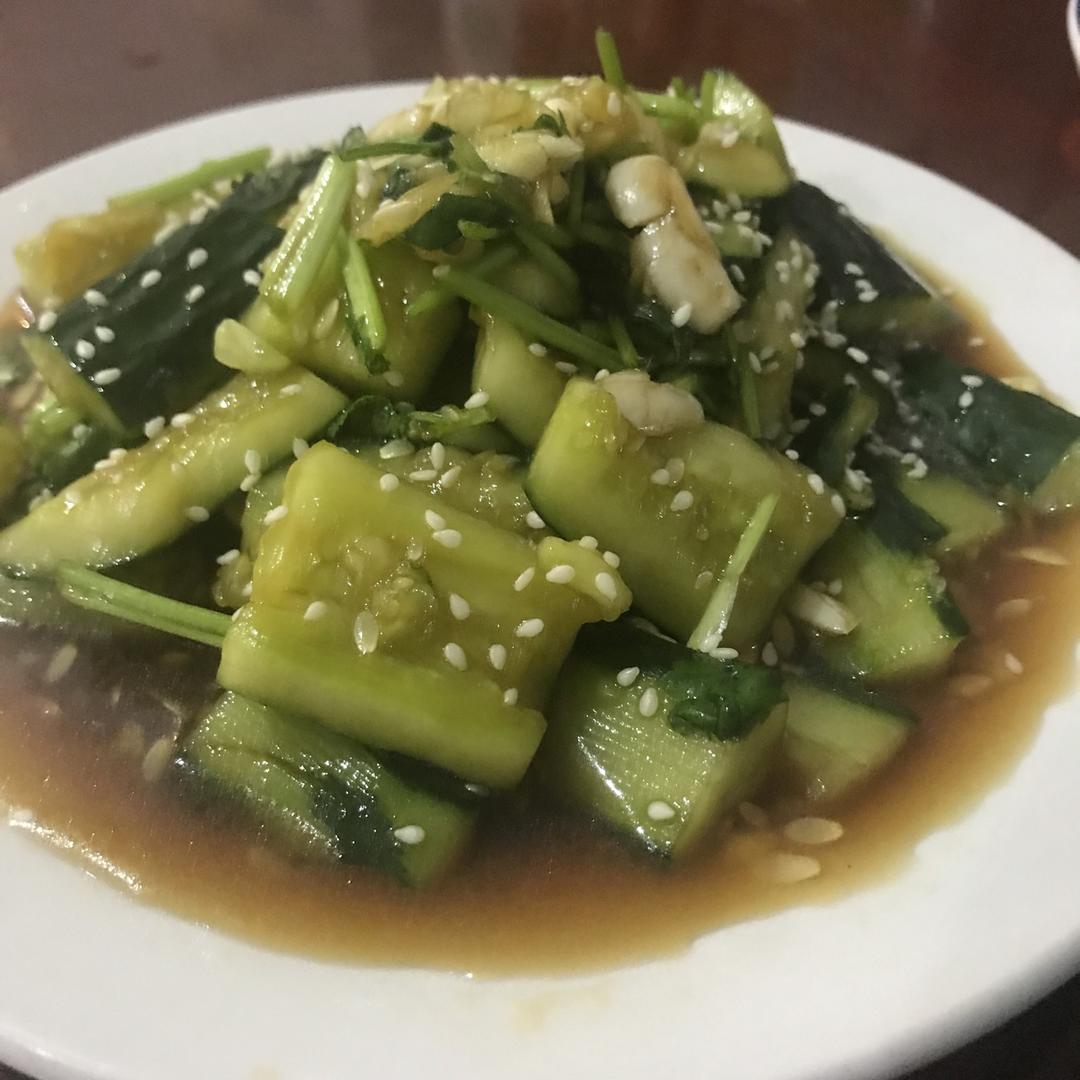 赞不绝口拍黄瓜🥒