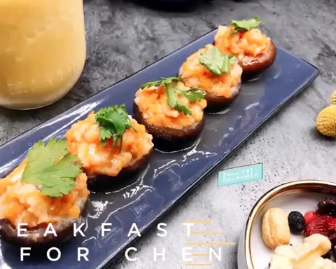 【楠chen早餐】一起做👭之鲜虾酿香菇的做法 步骤1