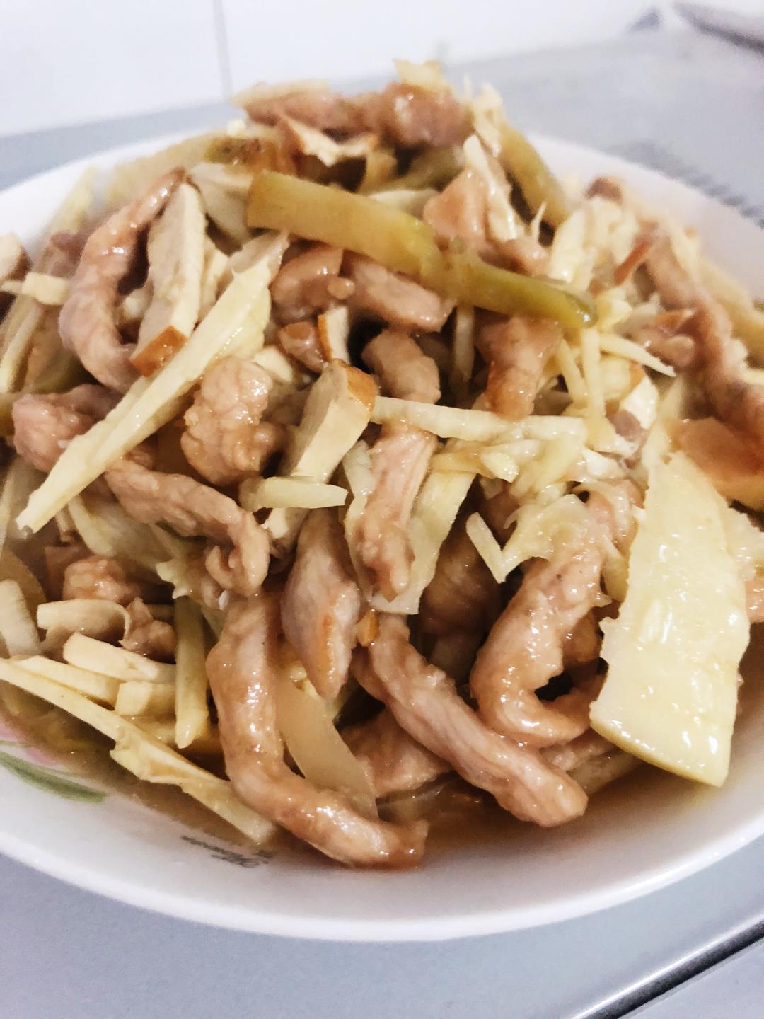 冬笋肉丝小炒的做法