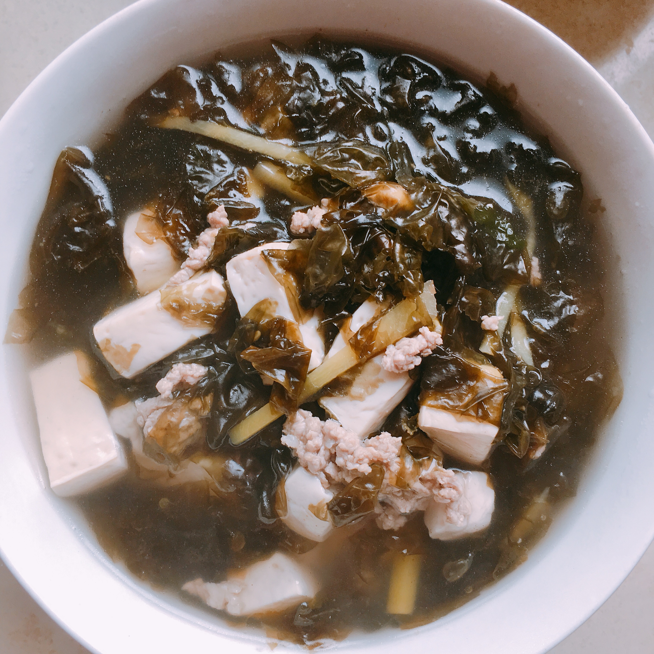 紫菜豆腐肉沫汤