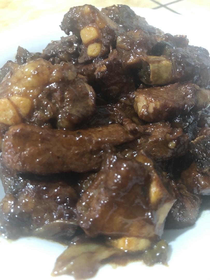 最简单最好吃的红烧排骨
