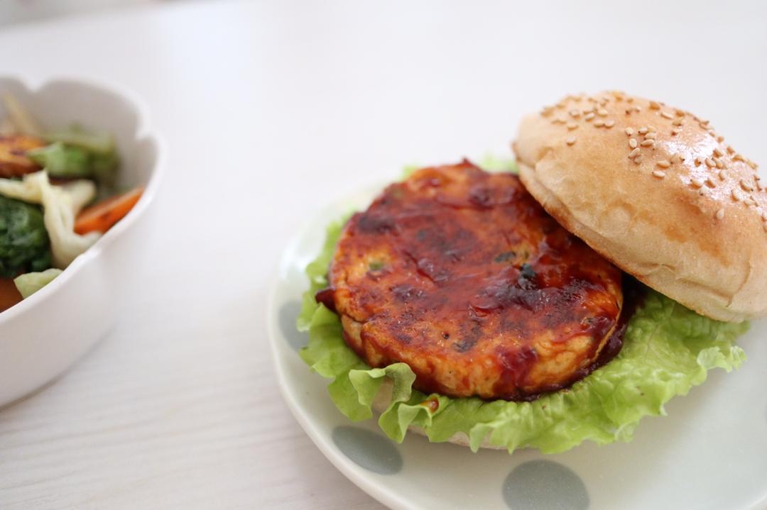 鸡肉豆腐饼