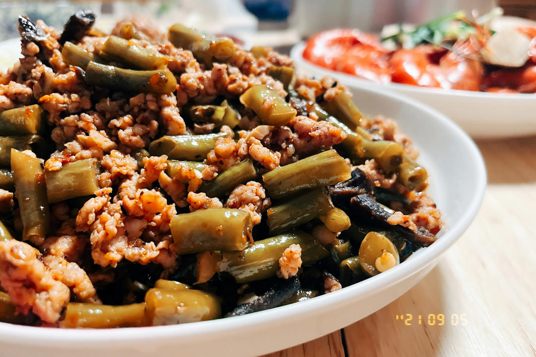 酸豆角炒肉末