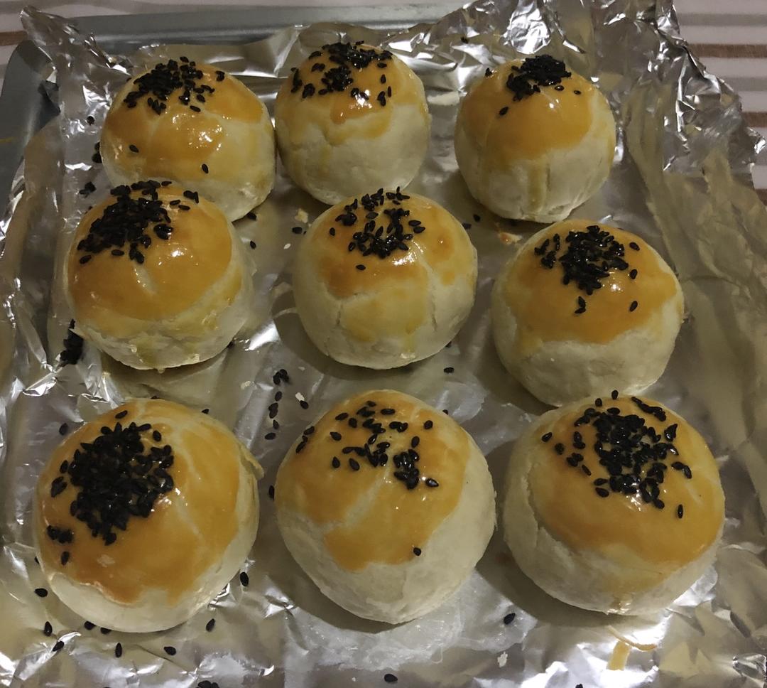 蛋黄酥