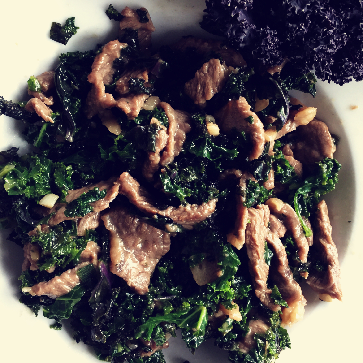 【健康三餐】蘑菇牛肉炒羽衣甘蓝