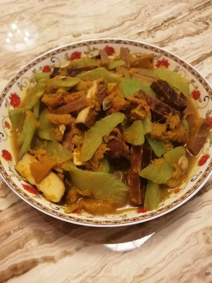 南瓜炖莴笋（无油素食）