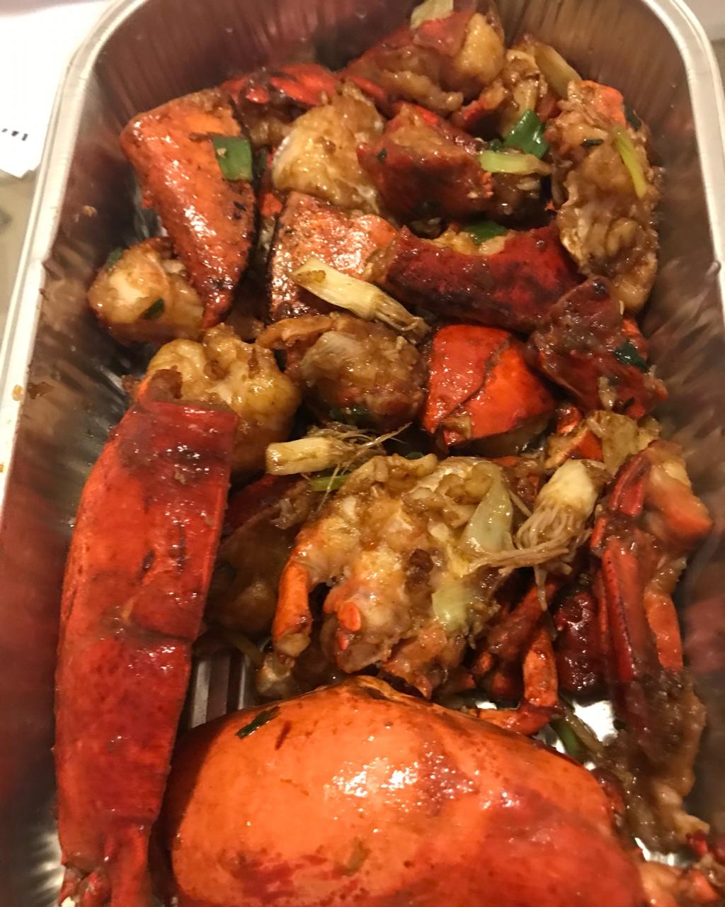 葱姜龙虾（附详细的拆解龙虾技巧，附精确地调料用量）