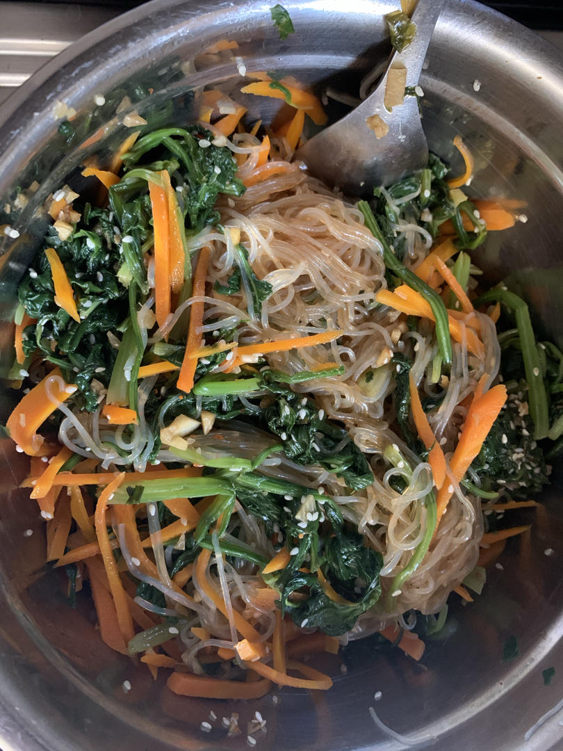 ‼️万能凉拌酱汁‼️菠菜这样做，好吃到哭