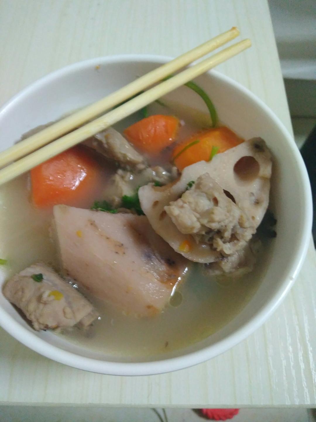 排骨莲藕汤