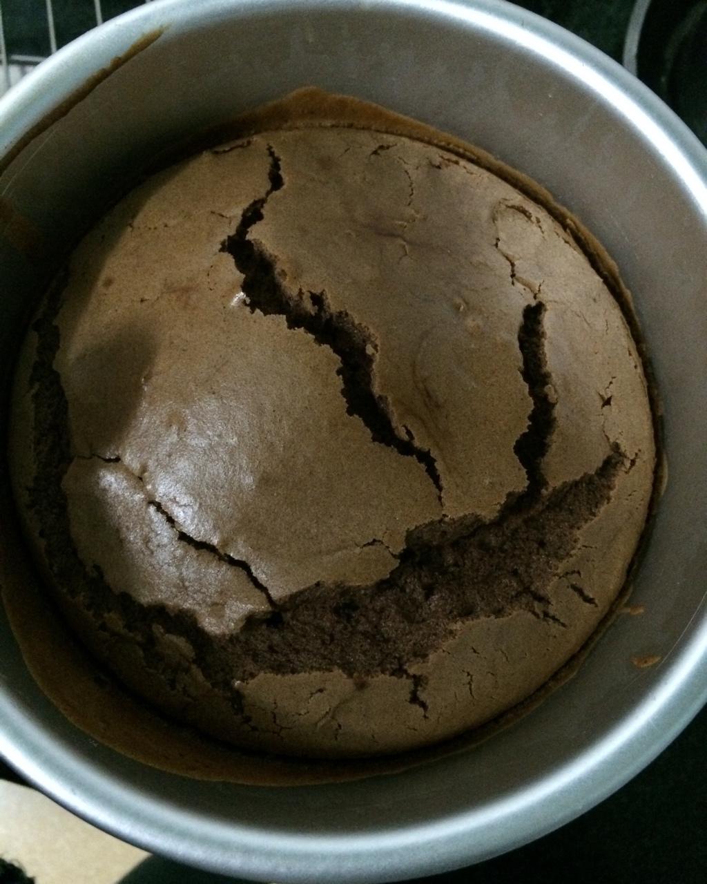 巧克力戚风蛋糕