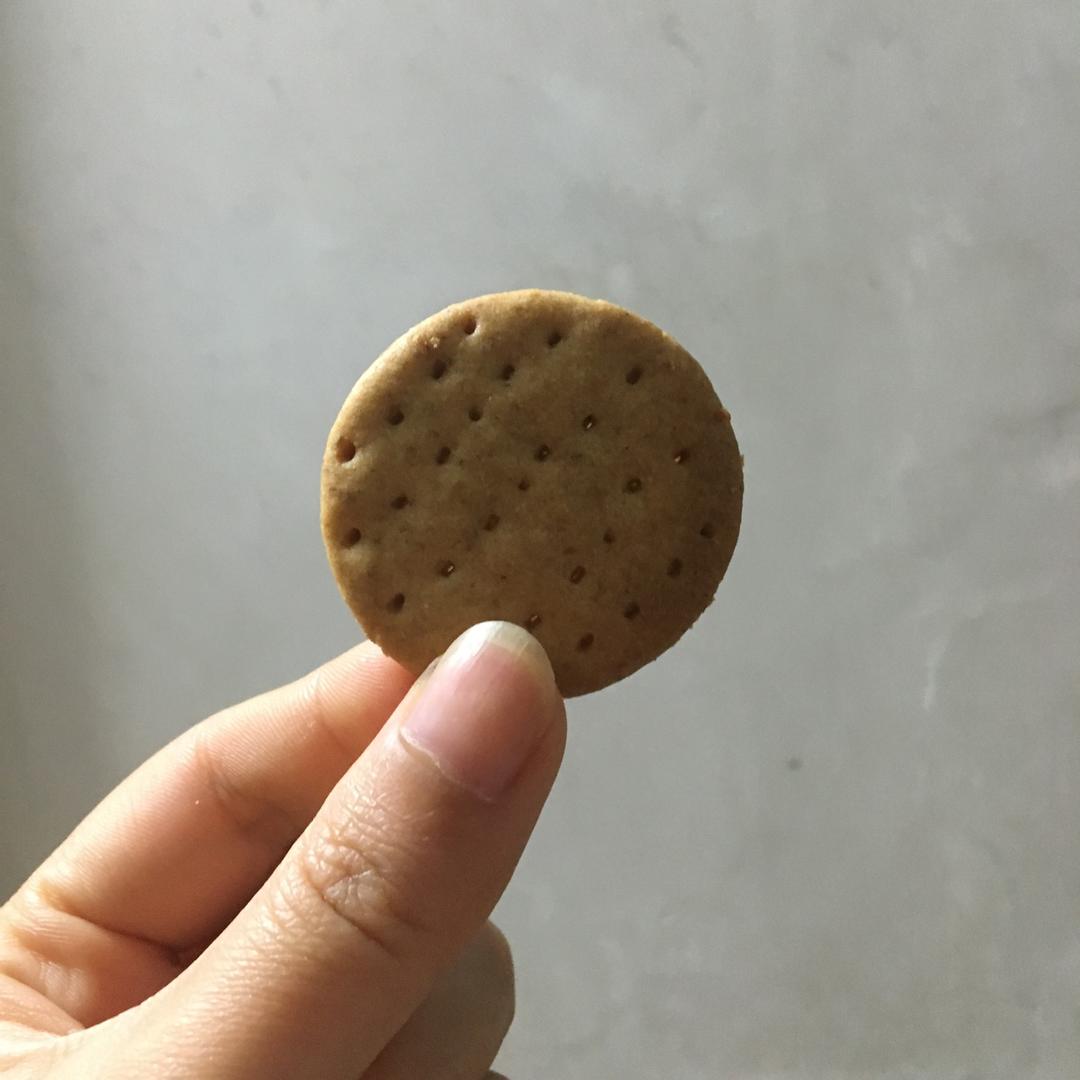 消化饼干