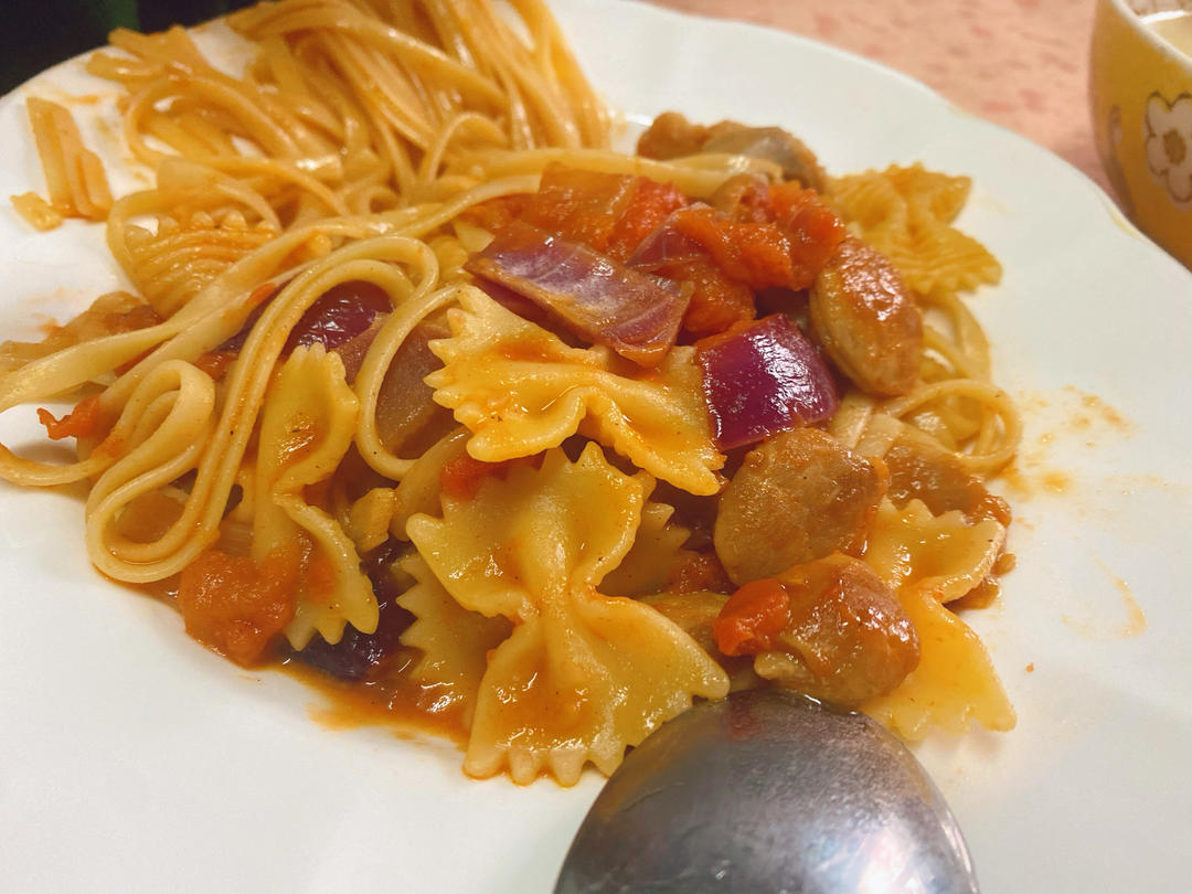 自从学会了这个意面，外面瞬间不香了～
