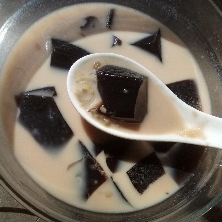零失败烧仙草（黑凉粉）