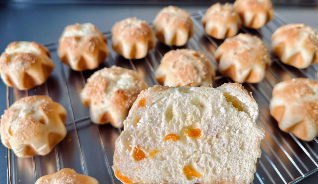 蜂蜜芒果乳酪包