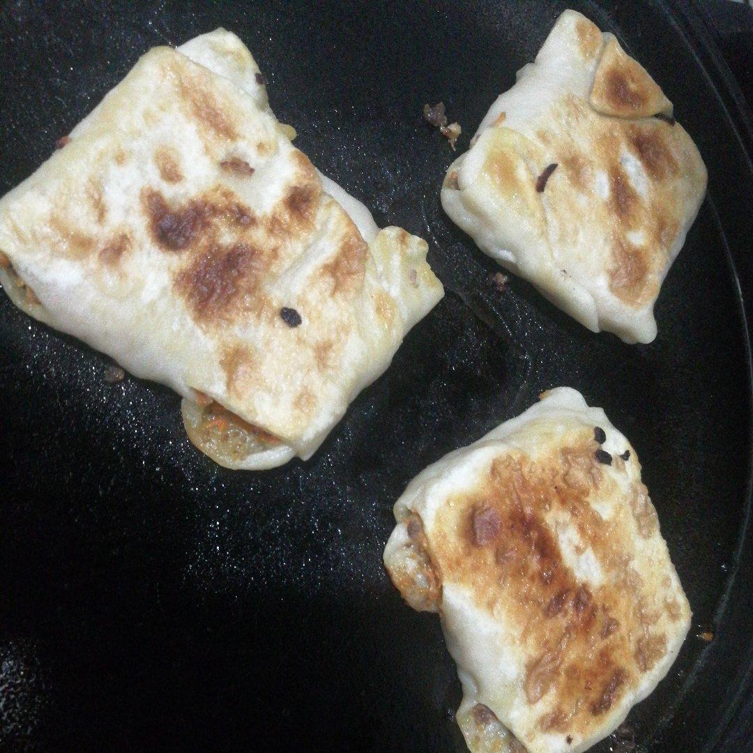 【牛肉千层饼】啊！肉饼！千层！酥香！过瘾！