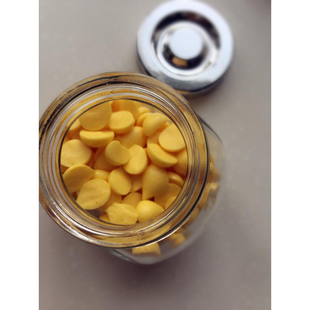 入口即化的无添加蛋黄溶豆