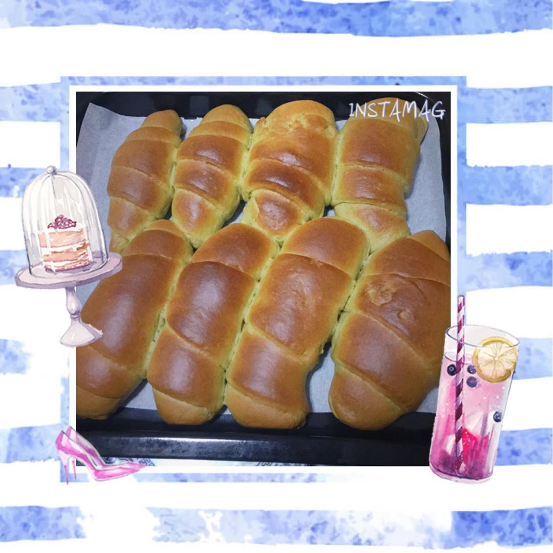 抹茶蜜豆牛角包
