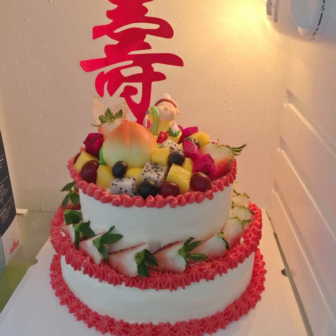 祝寿双层蛋糕