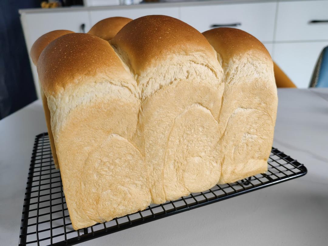 超柔牛奶棉花吐司（最详细的吐司食谱）