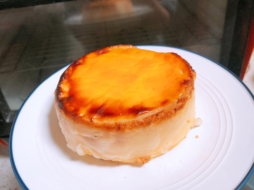 风靡日本“新星”：岩烧蜂蜜芝士蛋糕