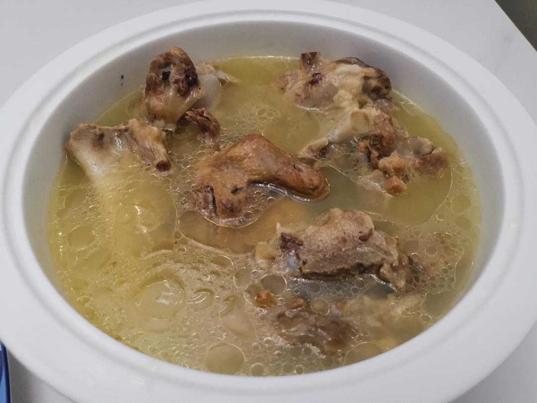 鸽子炖筒骨(高压锅)