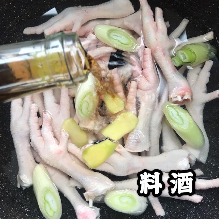 不吐骨头的柠檬酸辣凤爪的做法 步骤5