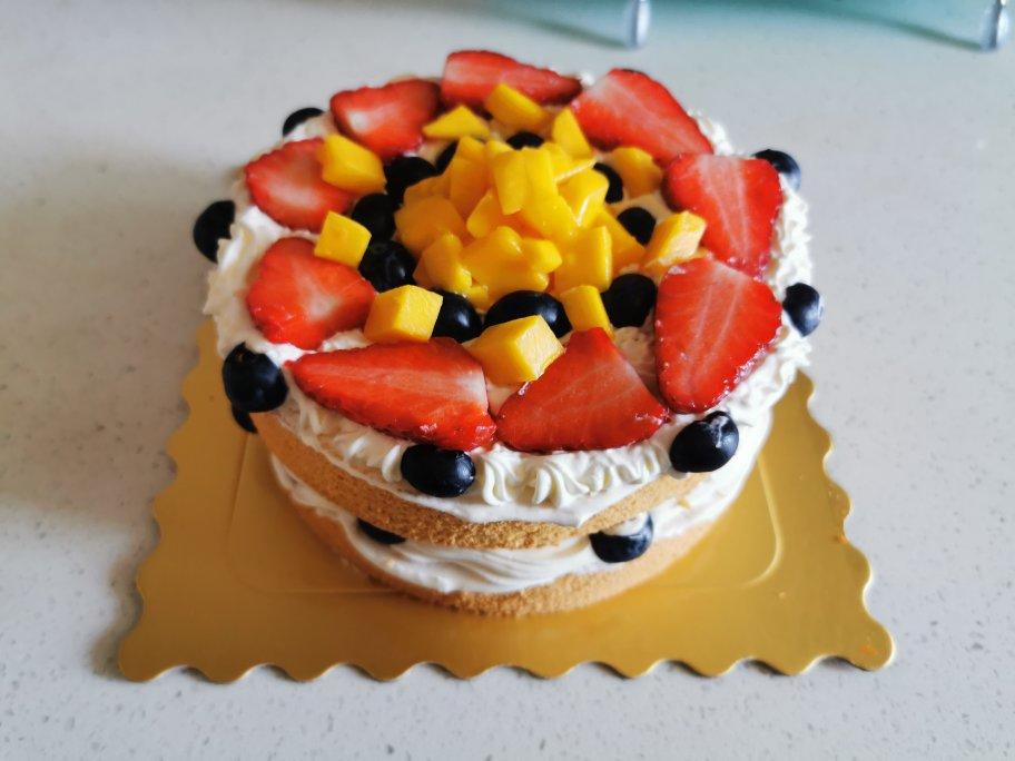 不会抹奶油也可以做的水果裸蛋糕～