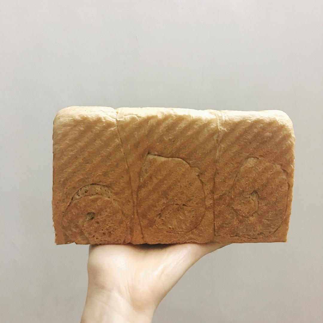 Poolish种（波兰种）吐司——不推荐不行的吐司配方