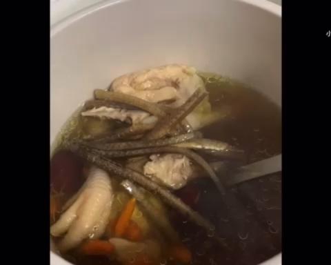 海龙田七鸡汤的做法