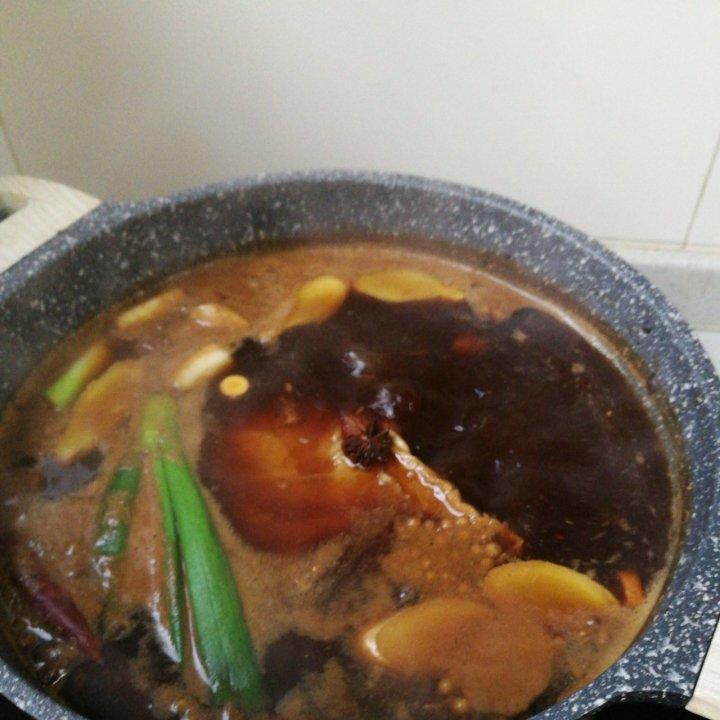 软烂入味的酱牛肉