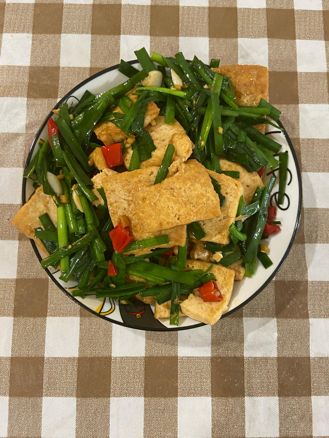 韭菜炒豆腐