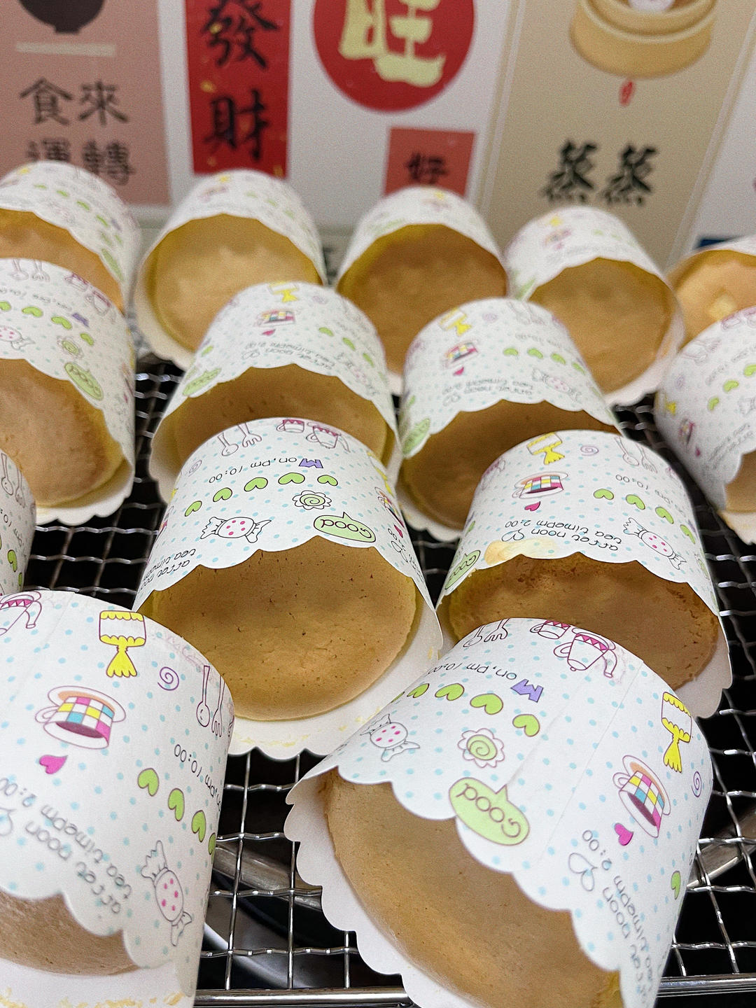 轻乳酪纸杯蛋糕(消耗剩下的奶油奶酪)
