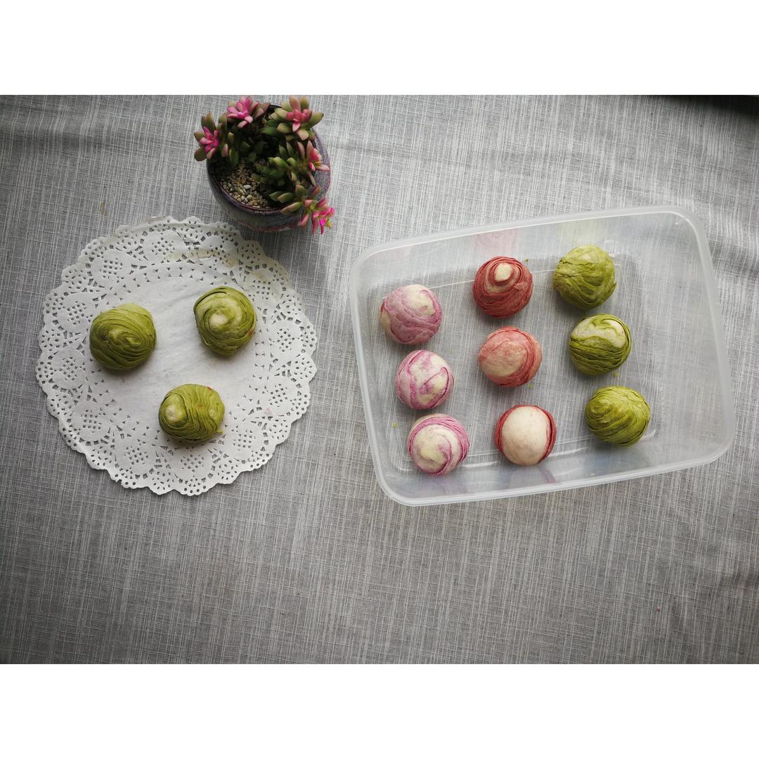 蛋黄酥~紫薯、抹茶、原味~花好月圆，中秋快乐~内附一次做六色蛋黄酥方法~