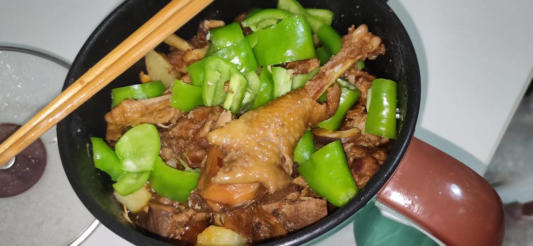 土豆鸡块（黄焖鸡）