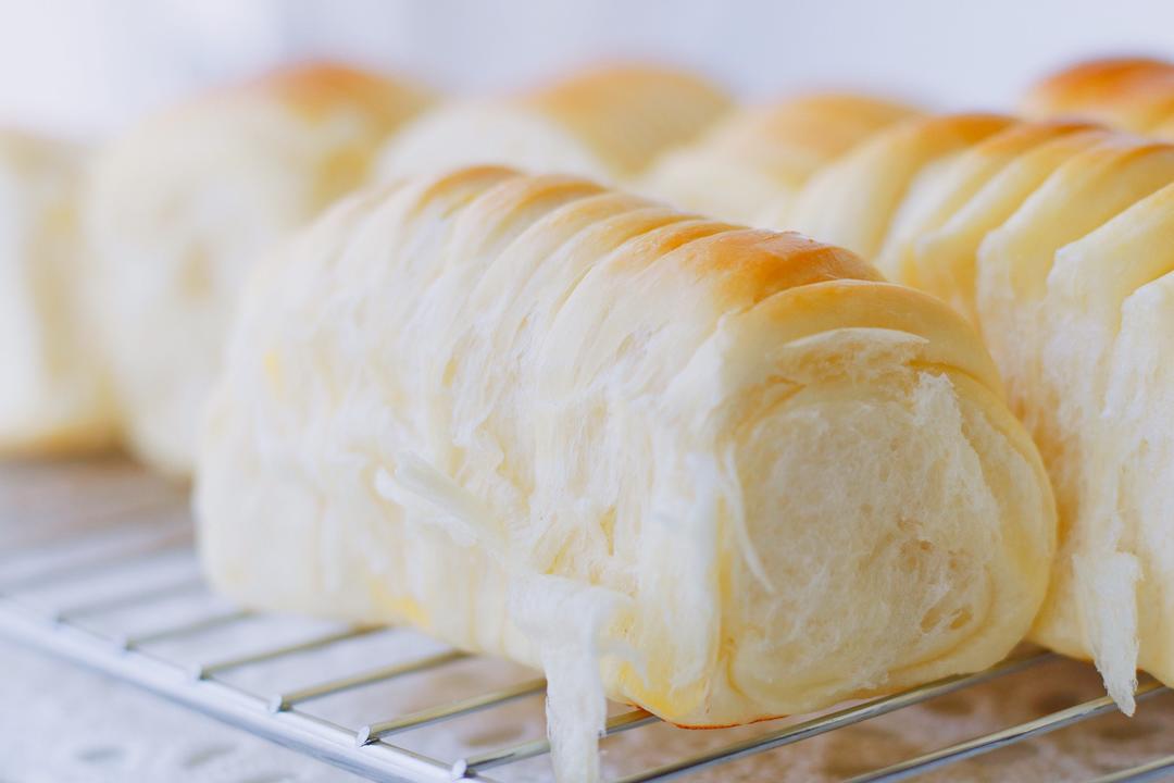 纯奶手撕吐司的做法 步骤1