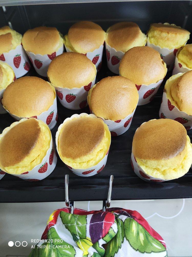 纸杯蛋糕 8寸戚风蛋糕的量