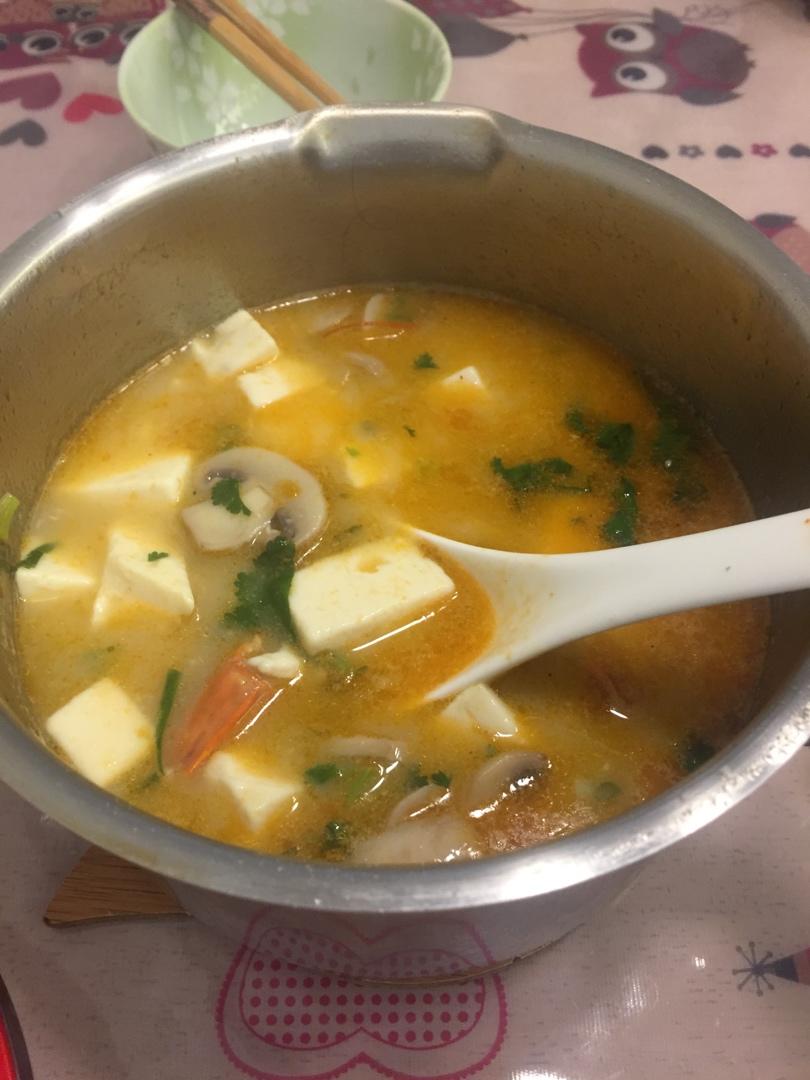 虾头豆腐汤