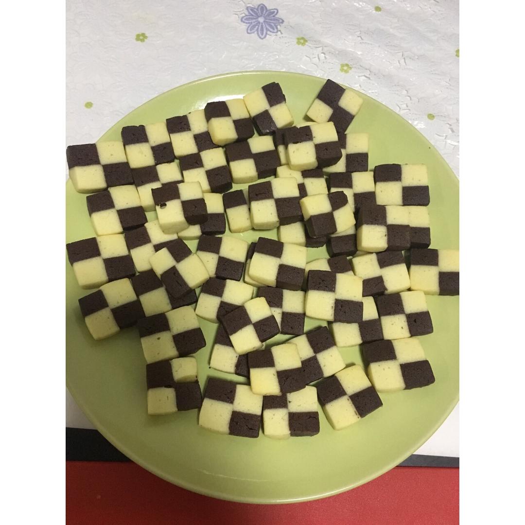 双色小棋格饼干