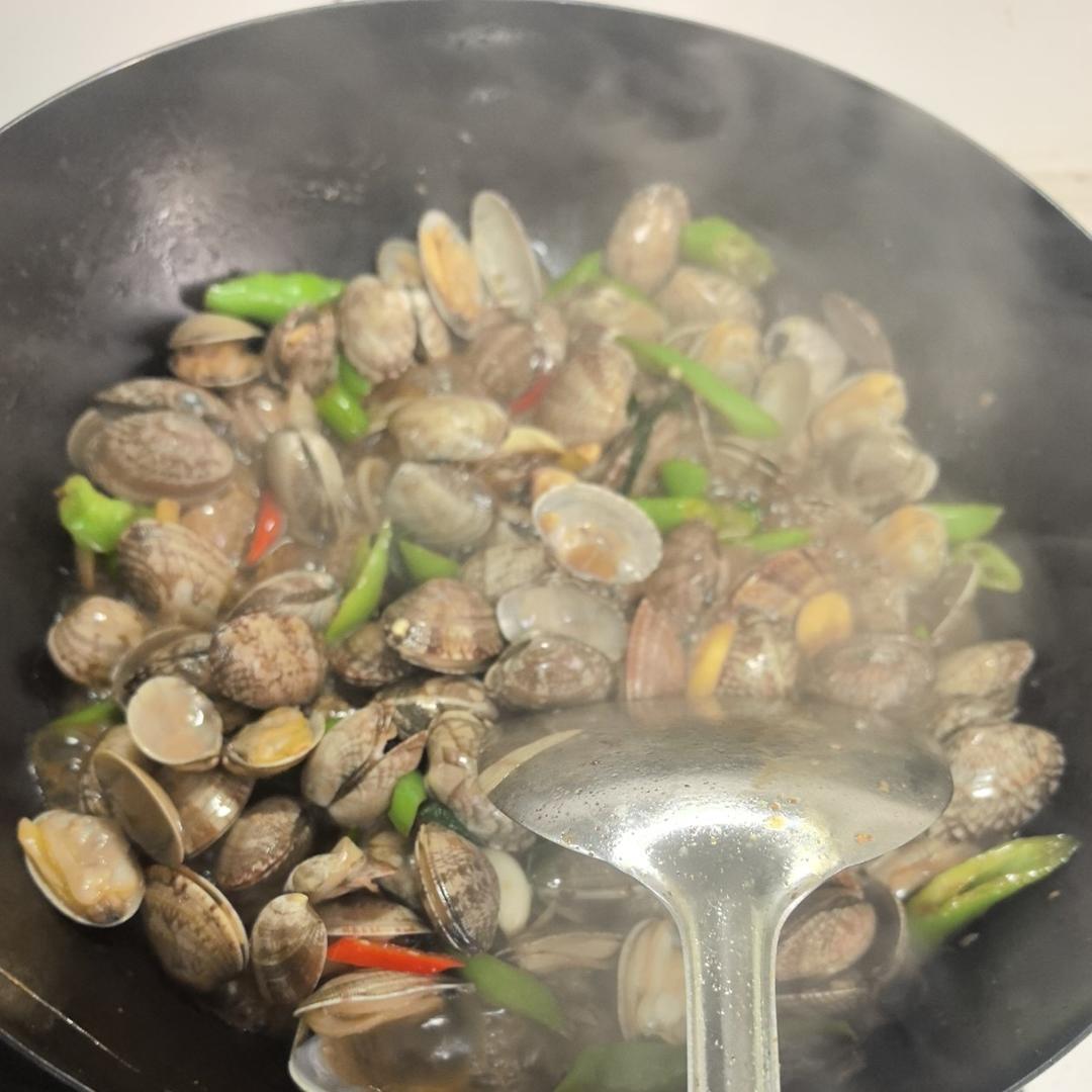 5分钟快手菜❗️秒杀路边摊爆炒花甲～好吃到爆