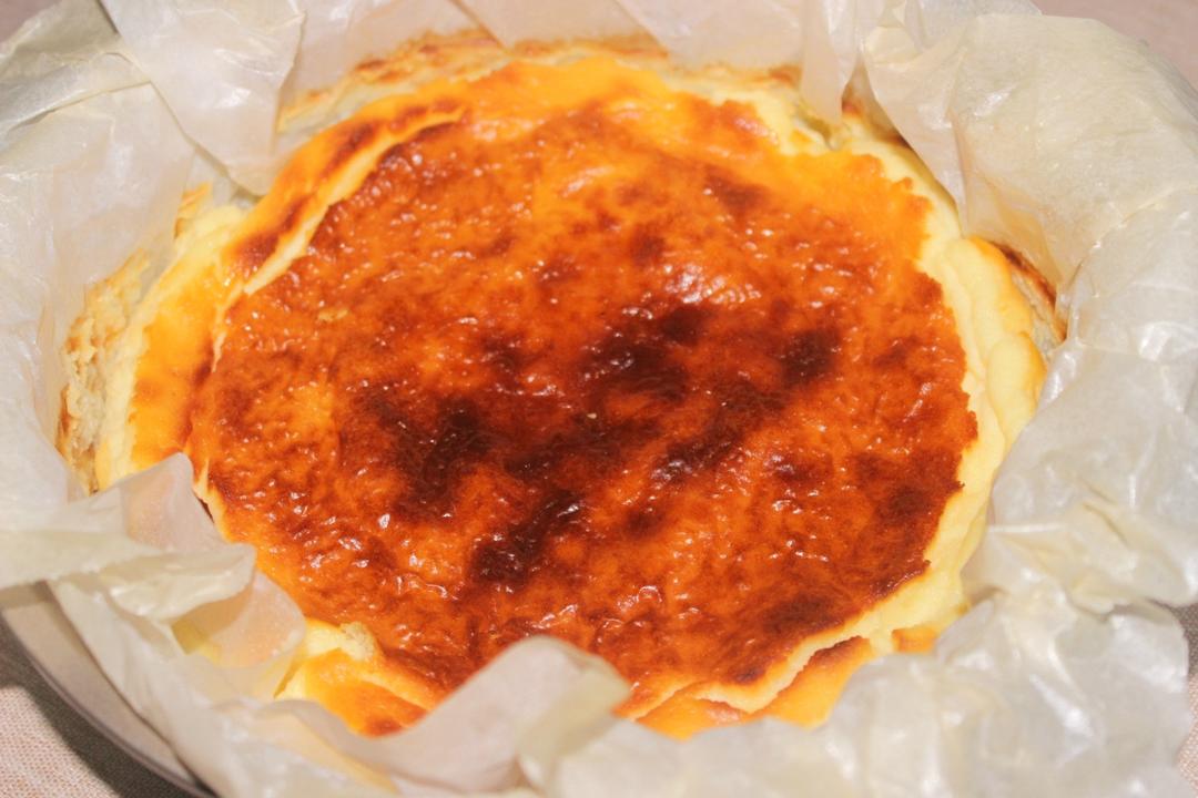 小山进公开食谱-使用大量牛奶，无淡奶油的巴斯克乳酪蛋糕
