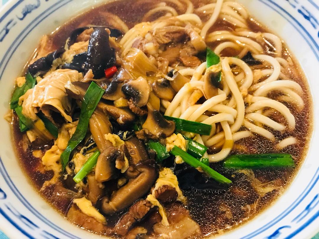 老北京三鲜打卤面