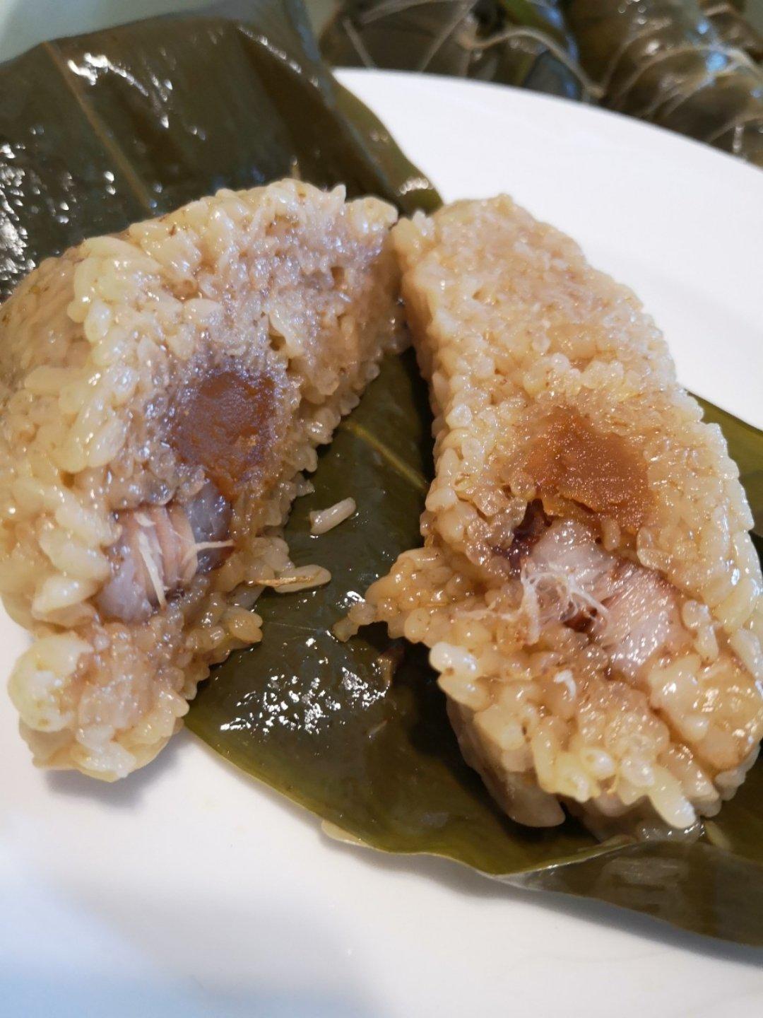 史上最详细粽子教程——蛋黄肉粽、八宝粽，全都教给你！