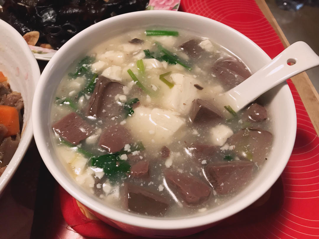 家庭鸭血豆腐汤