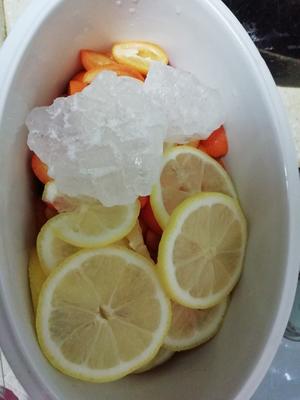 冰糖炖柑橘柠檬的做法 步骤2