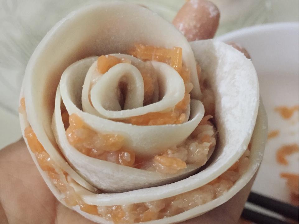 玫瑰饺子的做法
