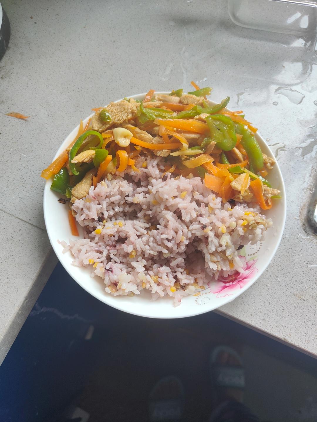 青椒胡萝卜肉丝