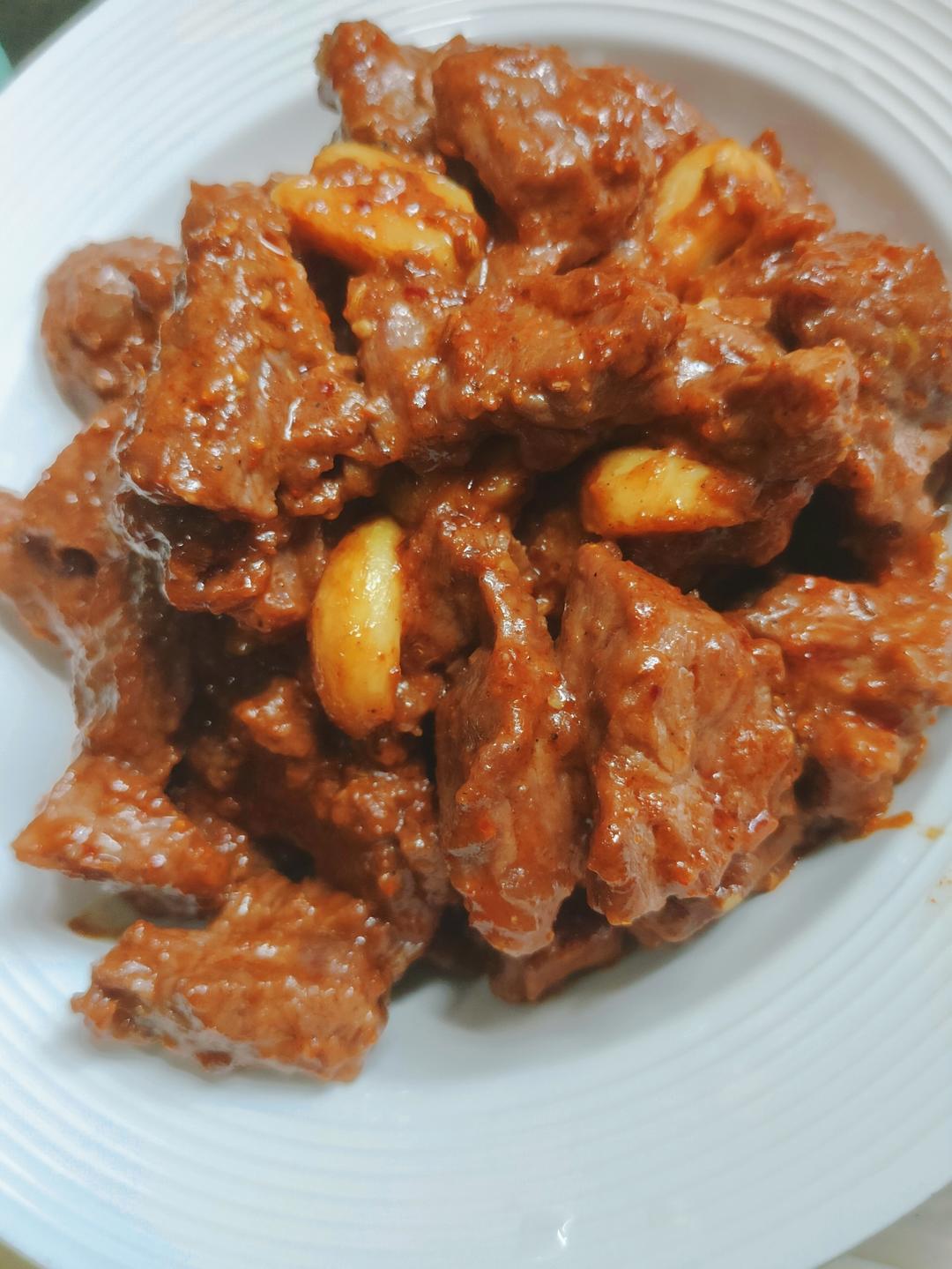 蒜香牛肉块