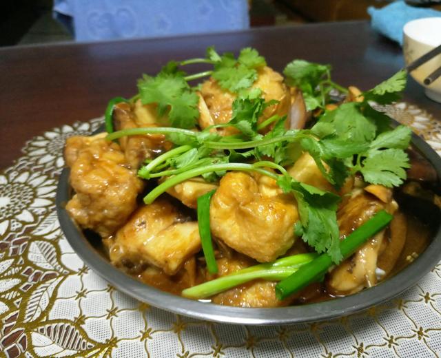 豆泡红烧鱼块的做法