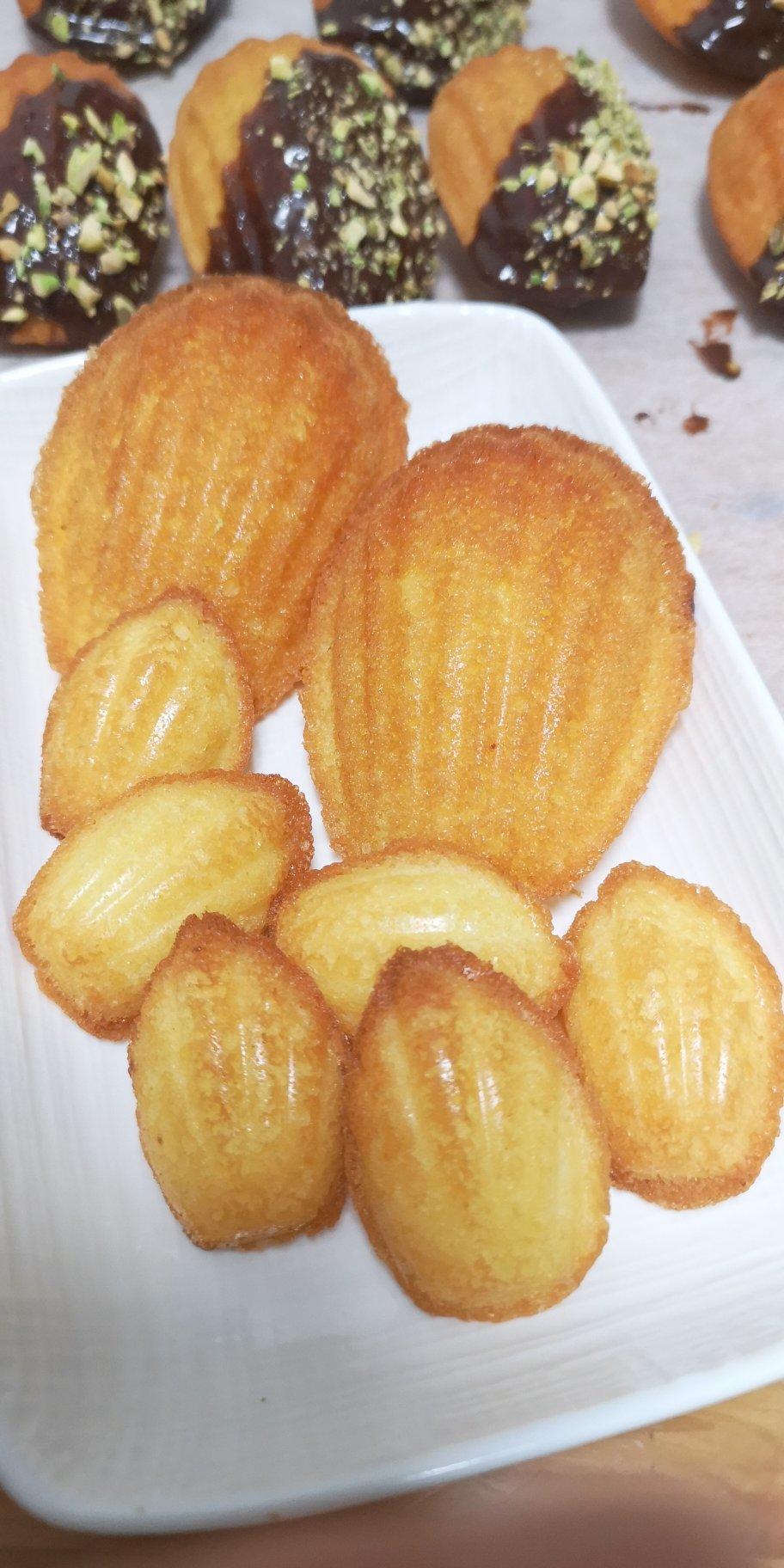 彭博家的小厨房做的焦香酥软的柠檬玛德琳蛋糕