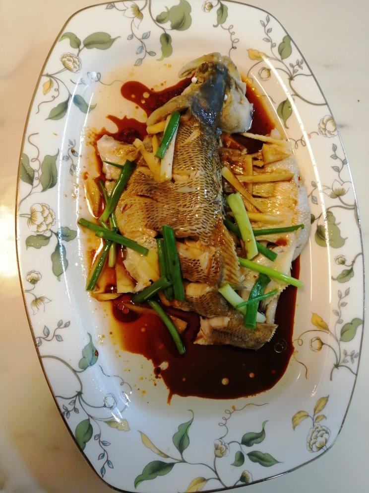 清蒸鲈鱼
